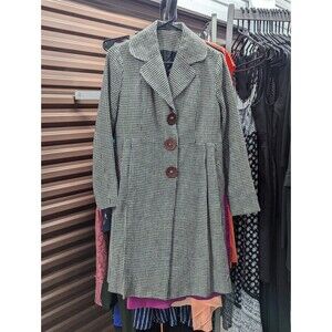 Retro Black & White Fit & Flare Herringbone Driving Jacket  3 button coat